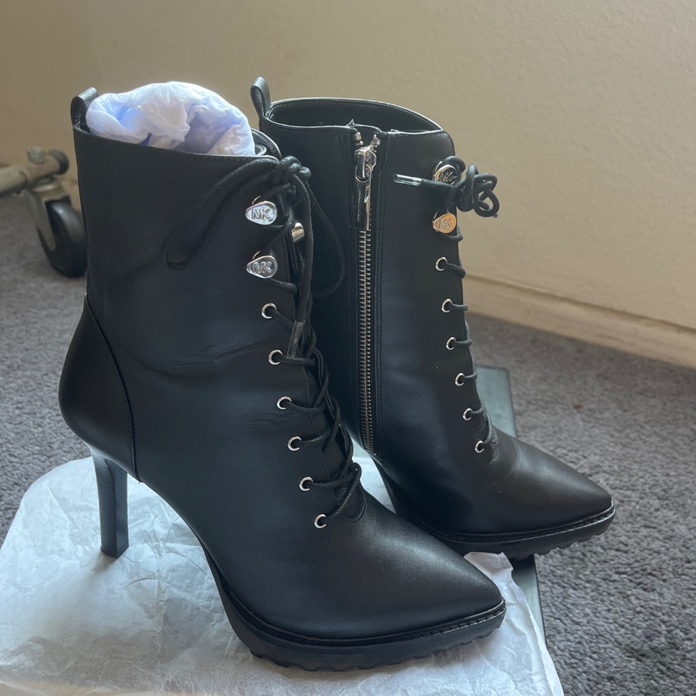 Michael Kors Booties - Picture 4 of 4